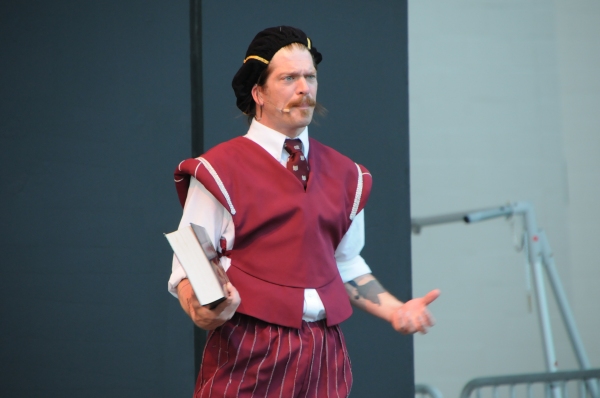 Photo Flash: First Look at Actors' Theatre's THE COMPLETE WORKS OF WILLIAM SHAKESPEARE (Abridged) Image