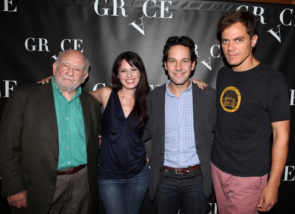 Ed Asner, Kate Arrington, Paul Rudd & Michael Shannon attend Broadway's 'Grace' cast  Photo