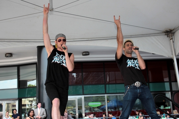 Photo Coverage: ROCK OF AGES, MAMMA MIA!, and More Perform at 'Taste of Broadway' Image
