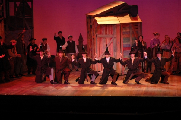 Photo Flash: First Look at Charles Hodges and More in Theatre Memphis' FIDDLER ON THE ROOF Image
