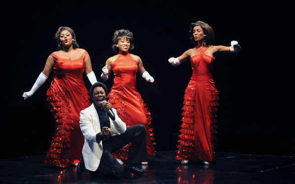 Photo Flash: Raena White and More in The Marriott Theatre's DREAMGIRLS Image
