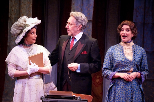 Photo Flash: First Look at West Coast Premiere of GHOST-WRITER at International City Theatre 