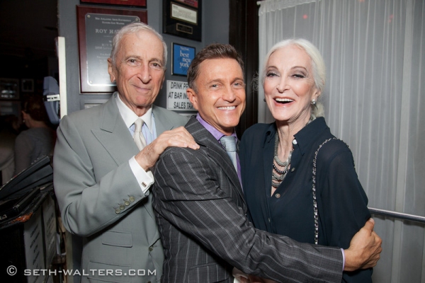 Photo Flash: Elaine Stritch and More at Jeff Harnar's DOES THIS MAKE ME LOOK FAT? at Birdland Image