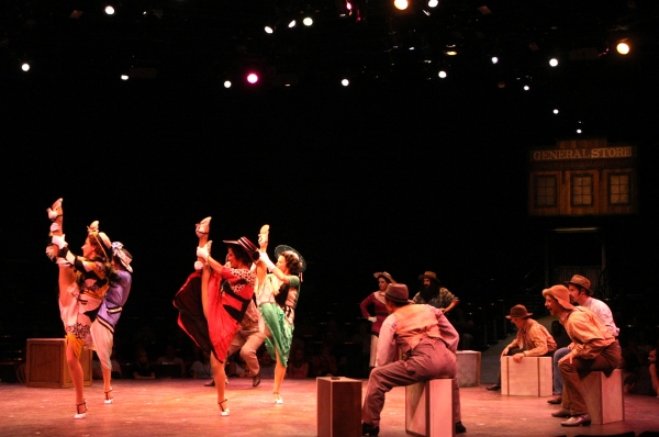 Photo Flash: First Look at Noah Racey and Anne Horak Onstage in Music Circus' CRAZY FOR YOU Image