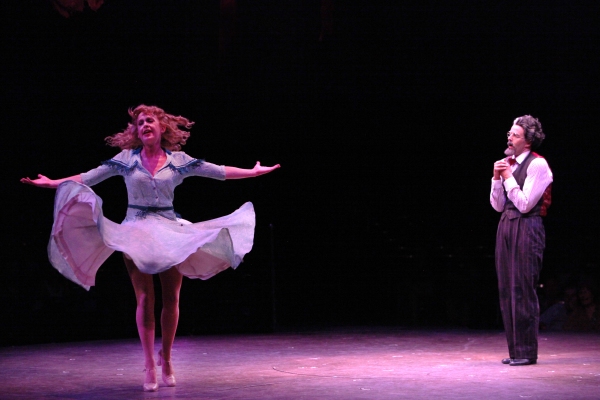 Photo Flash: First Look at Noah Racey and Anne Horak Onstage in Music Circus' CRAZY FOR YOU Image