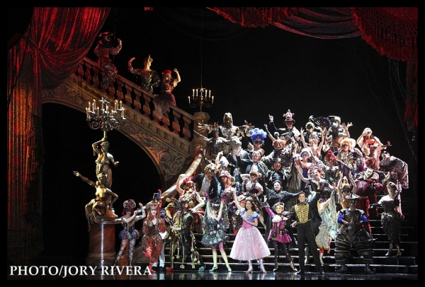 Photo Coverage: On Stage with THE PHANTOM OF THE OPERA in Manila Image
