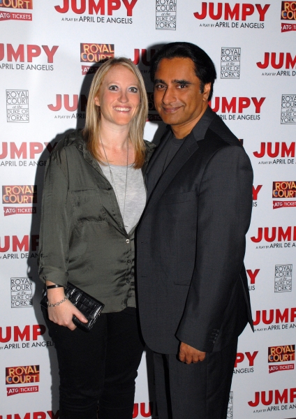  Lia Divirgilio and Sanjeev Bhaskar Photo