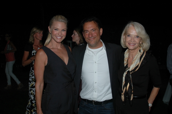 Photo Flash: Kyra Sedgwick, Chris Bauer and More in COLUMBUS AND AMSTERDAM Benefit Reading Image