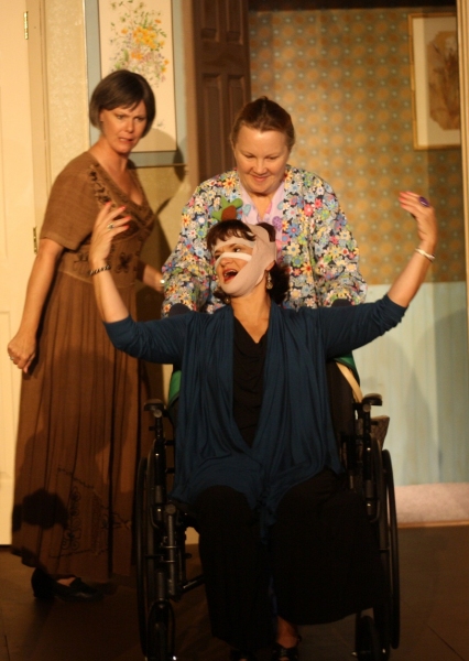  Barbie Weisserman (Mia) is surprised to see Nancy Cooper (Kitty) in a wheelchair acc Photo