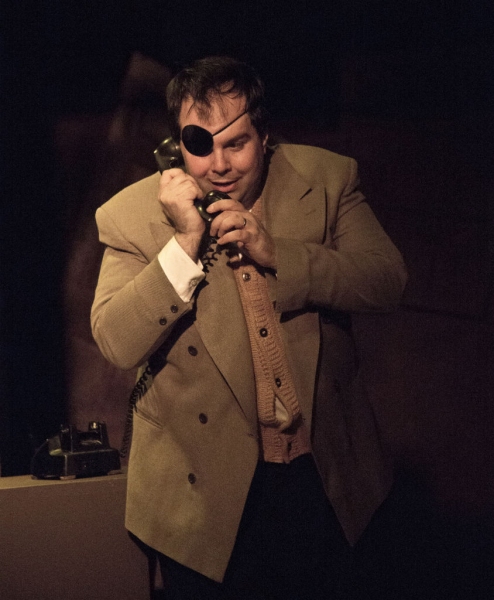 Photo Flash: Complete Production Shots of MET's 39 STEPS Image