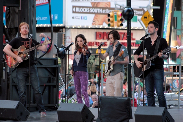 Photo Coverage: Inside BROADWAY ON BROADWAY- The Performances! Image
