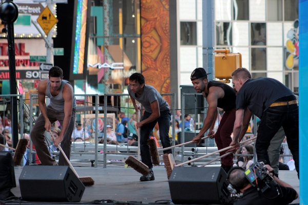 Photo Coverage: Inside BROADWAY ON BROADWAY- The Performances! Image