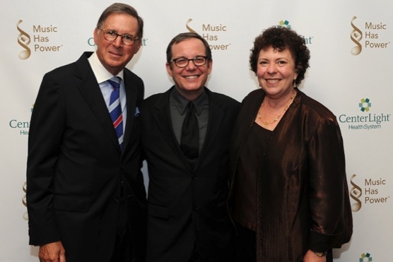 Photo Flash: VH1 President Tom Calderone Honored at 2012 IMNF Music Has Power Awards Image
