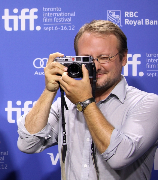 Photo Coverage: Bruce Willis, Joseph Gordon-Levitt at LOOPER's TIFF Photo Call Image