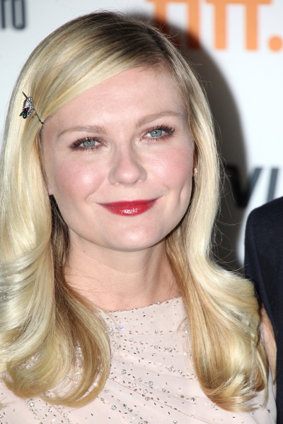Photo Coverage: Kristen Stewart, Kirsten Dunst on the Red Carpet for ON THE ROAD at TIFF Image