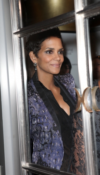 Photo Coverage: Tom Hanks, Halle Berry on Red Carpet for CLOUD ATLAS at TIFF Image