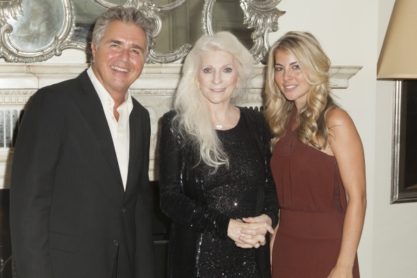 Photo Coverage: Laura Osnes, Woody Harrelson, and More Visit Judy Collins at Cafe Carlyle Image