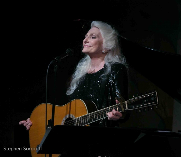 Photo Coverage: Inside Judy Collins' Season Opener at Cafe' Carlyle  Image