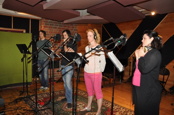 Photo Exclusive: THE PHANTOM OF THE OPERA Cast Sings 'Carols For A Cure' Image