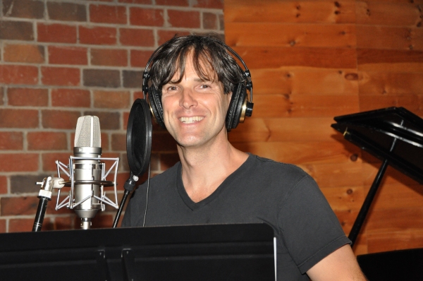 Photo Exclusive: THE PHANTOM OF THE OPERA Cast Sings 'Carols For A Cure' Image