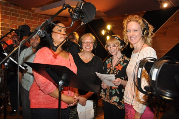 Photo Exclusive: THE PHANTOM OF THE OPERA Cast Sings 'Carols For A Cure' Image