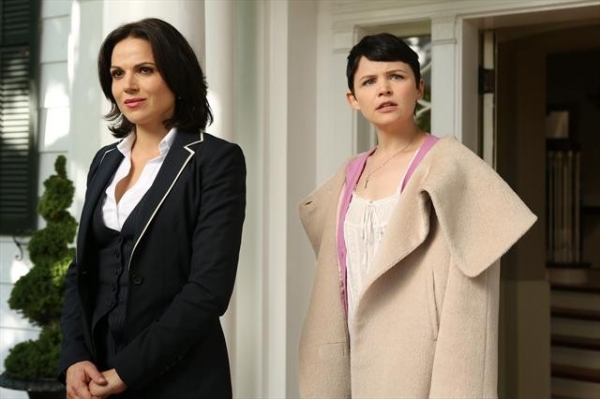 Photo Coverage: ONCE UPON A TIME Premiere Episode Preview 9/30  Image