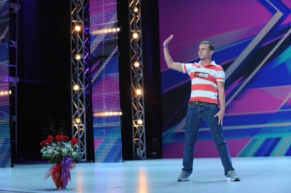 Photo Coverage: Meet the Contestants on Episodes 1 and 2 of THE X-FACTOR! Image