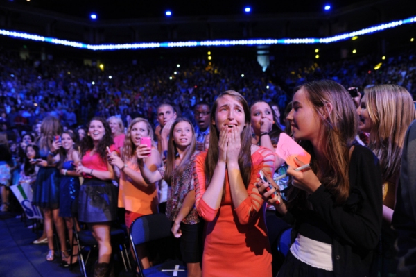 Photo Coverage: Meet the Contestants on Episodes 1 and 2 of THE X-FACTOR! Image