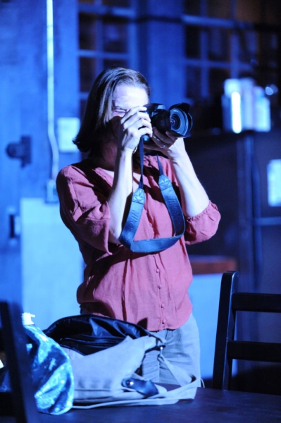 Photo Flash: First Look at Everyman Theatre's TIME STANDS STILL Image