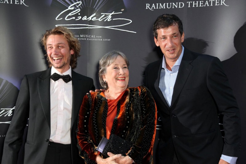 Photo Coverage: ELISABETH feiert Gala-Premiere im Wiener Raimund Theater Image