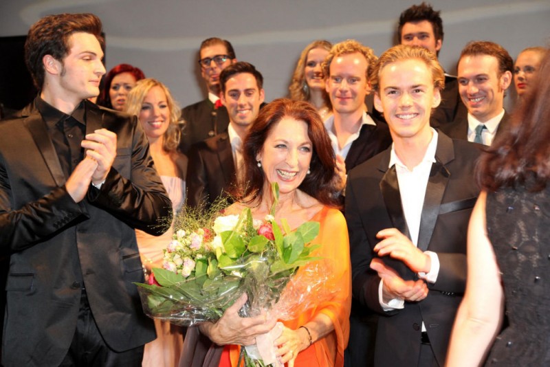 Photo Coverage: ELISABETH feiert Gala-Premiere im Wiener Raimund Theater Image