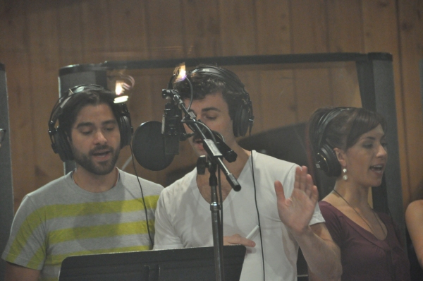 Photo Exclusive: Michael Cerveris, Elena Roger, Max von Essen and EVITA Cast Sing 'Carols For A Cure'  Image