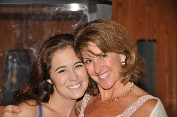 Photo Exclusive: Michael Cerveris, Elena Roger, Max von Essen and EVITA Cast Sing 'Carols For A Cure'  Image