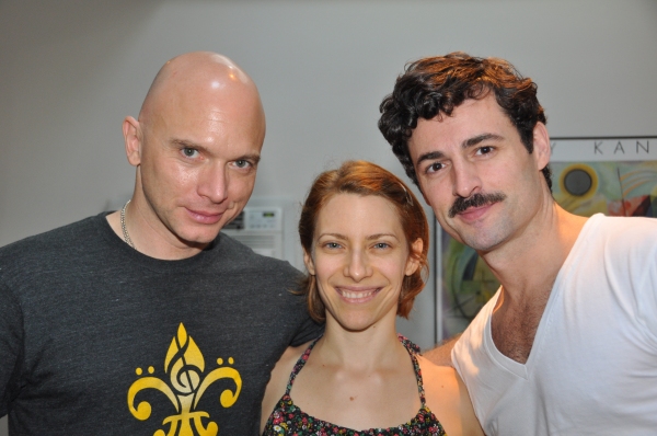 Photo Exclusive: Michael Cerveris, Elena Roger, Max von Essen and EVITA Cast Sing 'Carols For A Cure'  Image