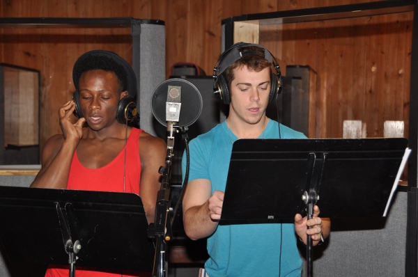 Exclusive Photos: Taylor Louderman, Ryann Redmond, and BRING IT ON Cast Sings 'Carols For A Cure'  Image