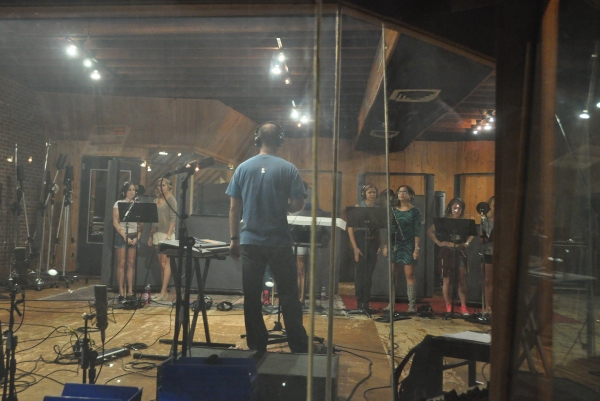 Exclusive Photos: Taylor Louderman, Ryann Redmond, and BRING IT ON Cast Sings 'Carols For A Cure'  Image