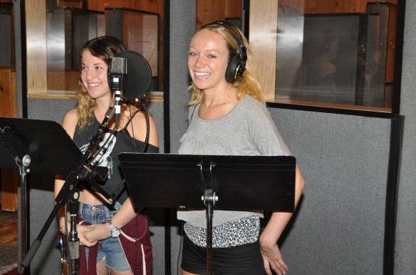 Exclusive Photos: Taylor Louderman, Ryann Redmond, and BRING IT ON Cast Sings 'Carols For A Cure'  Image