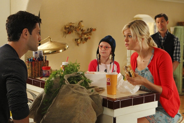 Photo Flash: Rannells, Barkin in NEW NORMAL's 'Obama Mama' Episode, Airing Tonight, 9/25 Image