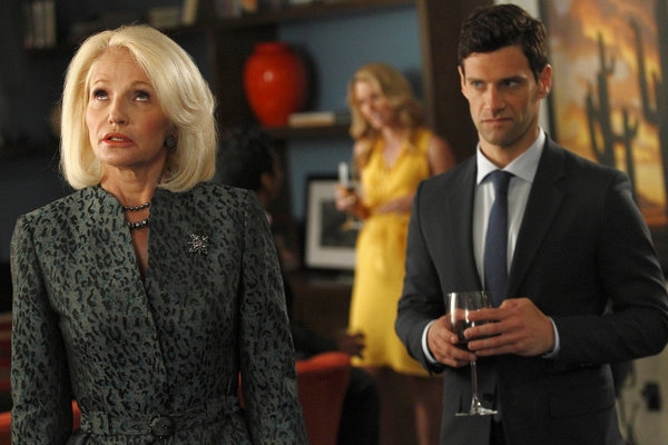 Photo Flash: Rannells, Barkin in NEW NORMAL's 'Obama Mama' Episode, Airing Tonight, 9/25 Image