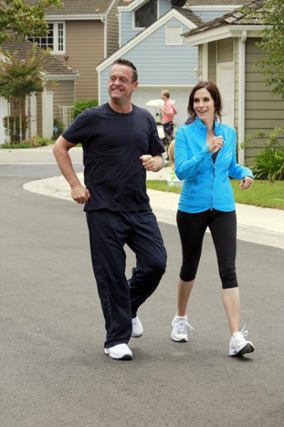 Photo Coverage: Sneak Peak at THE NEIGHBORS on 10/3 Image