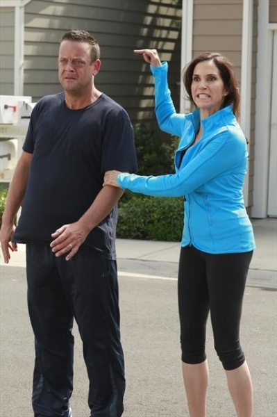 Photo Coverage: Sneak Peak at THE NEIGHBORS on 10/3 Image