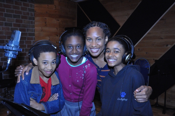 Exclusive Photos: THE LION KING Kids Sing 'Carols For A Cure' Image