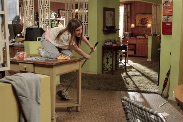 Photo Coverage: Sneak Peak at THE MIDDLE on ABC 10/10 Image