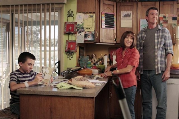 Photo Coverage: Sneak Peak at THE MIDDLE on ABC 10/10 Image