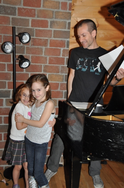 Photo Exclusive: ONCE Cast Records for 'Carols For A Cure'  Image