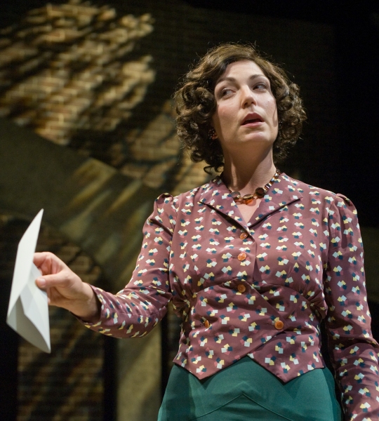 Photo Flash: First Look at Taproot Theatre's GAUDY NIGHT Image