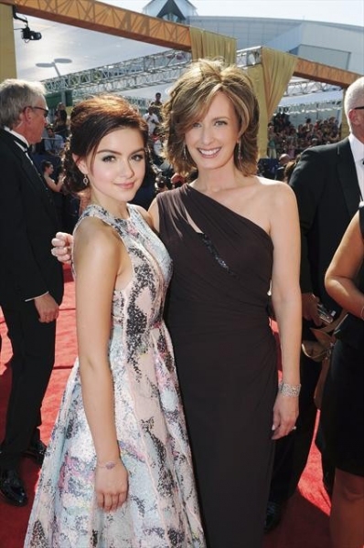 Photo Coverage: 2012 Emmys Red Carpet - Part 3 Image