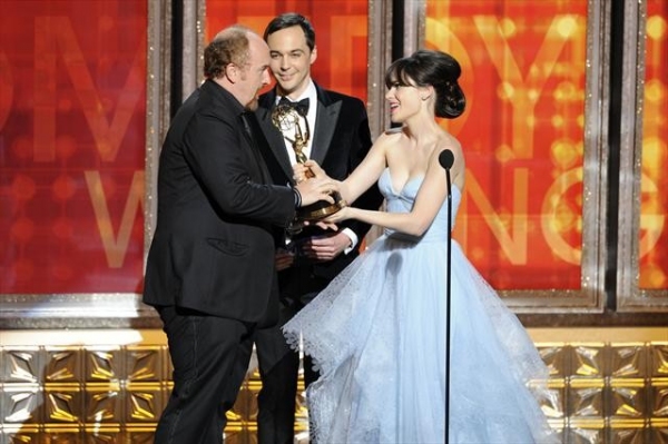 Photo Coverage: Inside the 2012 Emmy Awards - Part One! Image