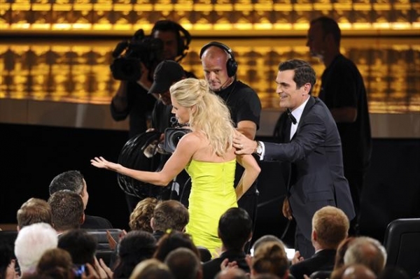 Photo Coverage: Inside the 2012 Emmy Awards - Part One! Image