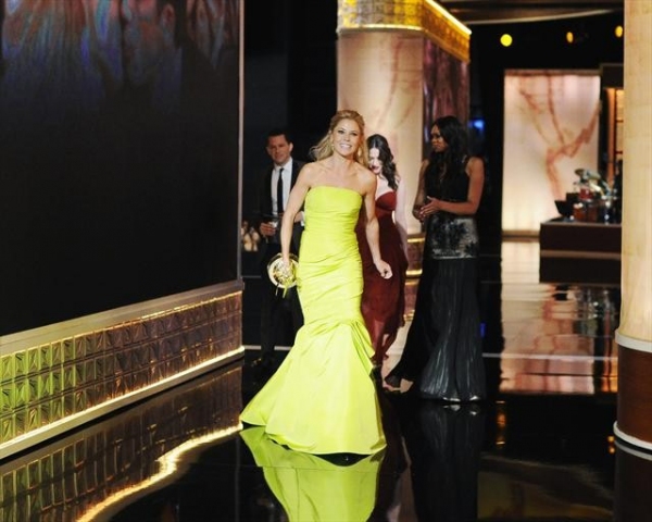 Photo Coverage: Inside the 2012 Emmy Awards - Part One! Image